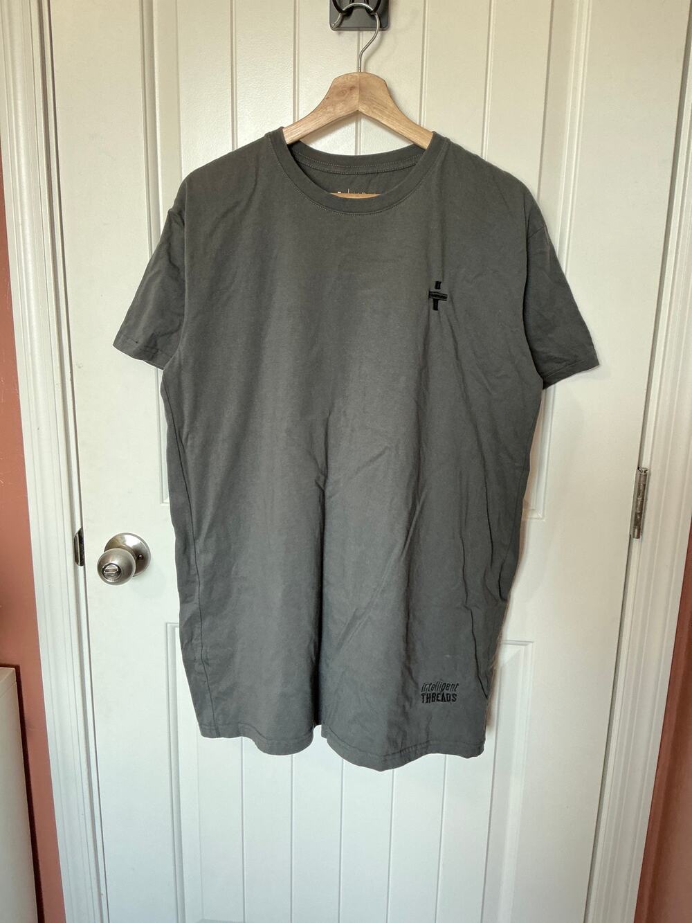Intelligent Threads Reso 100% Cotton TShirt XLarge Grey
